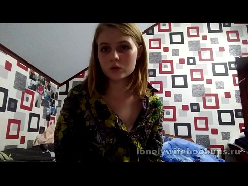 ❤️ Juna blonda studento el Rusio ŝatas pli grandajn dikojn. ❤ Rusia porno ĉe ni