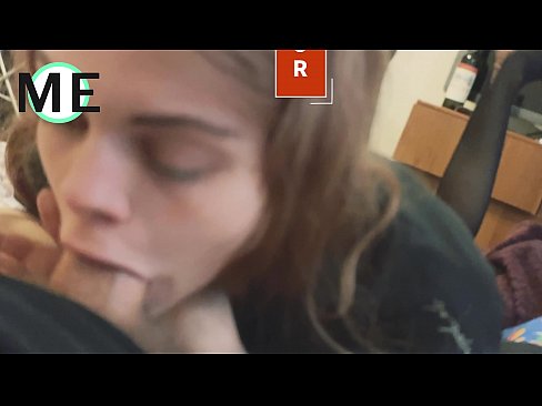 ❤️ Gorĝa diko, ŝiriĝinta kalsonŝtrumpoj kaj ŝiritaj kalkanoj agrable renkonti ❤ Rusia porno ĉe ni